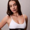 Bralette elástico de microfibra Unlined con Monogram gráfico Bralette elástico de microfibra Unlined con Monogram gráfico
