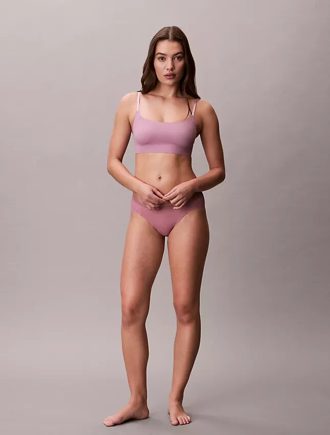 Bralette sin aros y ligeramente forrado de Invisibles Bralette sin aros y ligeramente forrado de Invisibles