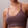 Bralette sin costuras de Microfiber acanalada con forro ligero Bralette sin costuras de Microfiber acanalada con forro ligero