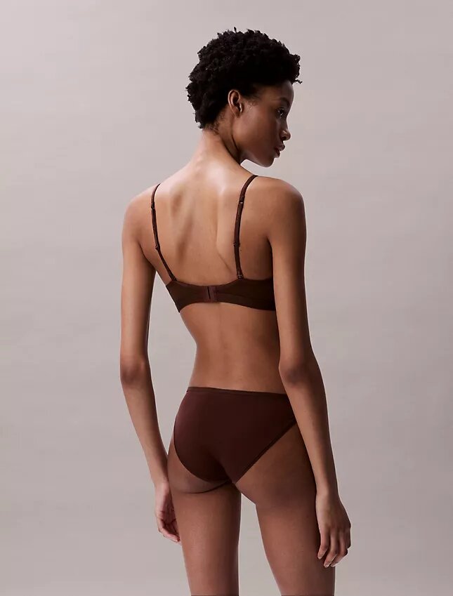 Bralette triangular con forro ligero Form to Body Bralette triangular con forro ligero Form to Body