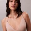 Bralette triangular con forro ligero Form to Body Bralette triangular con forro ligero Form to Body
