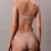 Bralette triangular con forro ligero Form to Body Bralette triangular con forro ligero Form to Body