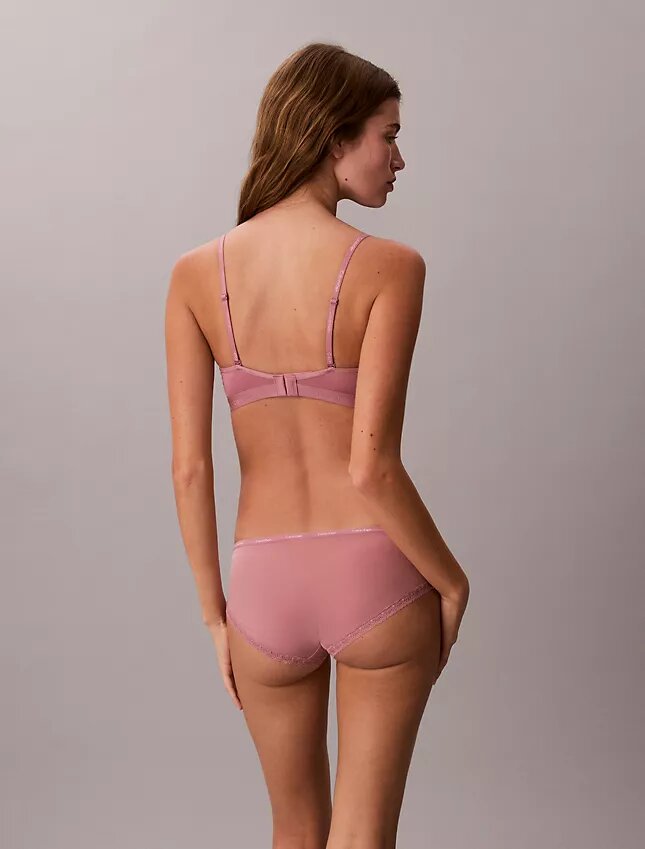 Bralette triangular con forro ligero Form to Body Bralette triangular con forro ligero Form to Body