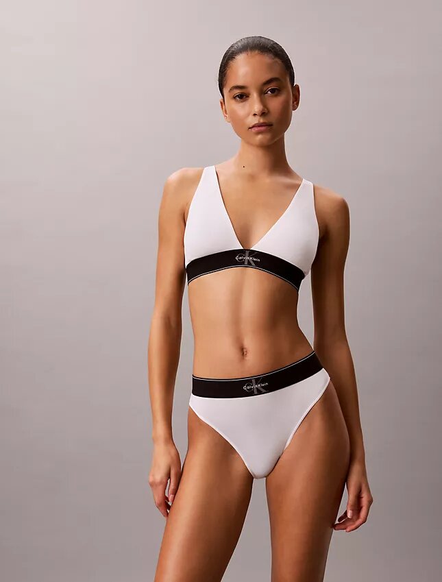 Bralette triangular elástica de Microfiber con Monogram gráfico y forro ligero Bralette triangular elástica de Microfiber con Monogram gráfico y forro ligero