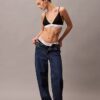Bralette triangular ligeramente forrada de algodón Modal Icon