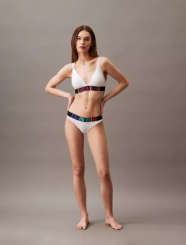 Bralette triangular ligeramente forrada Intense Power Pride Bralette triangular ligeramente forrada Intense Power Pride
