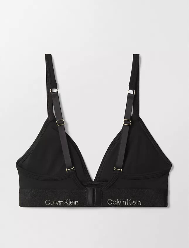 Bralette triangular ligeramente forrado para el Año Nuevo Lunar Bralette triangular ligeramente forrado para el Año Nuevo Lunar