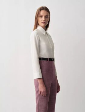 Camisa ajustada con botones Daisy Camisa ajustada con botones Daisy