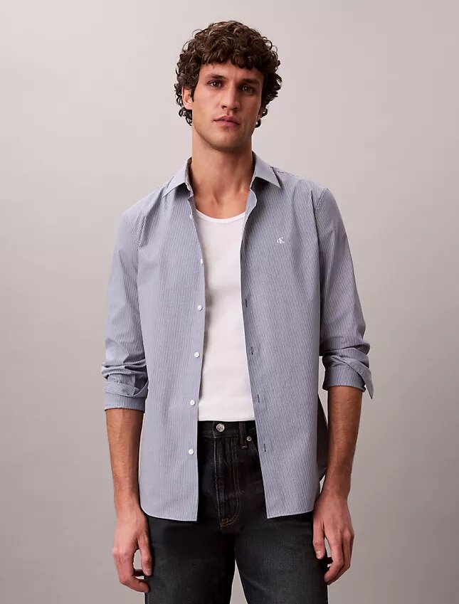 Camisa ajustada de Cotton Stretch a rayas con botones Camisa ajustada de Cotton Stretch a rayas con botones