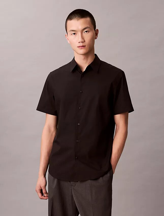 Camisa ajustada de Cotton Stretch con botones Camisa ajustada de Cotton Stretch con botones