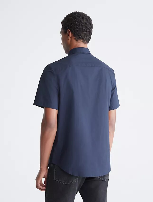 Camisa ajustada de Cotton Stretch con botones Camisa ajustada de Cotton Stretch con botones