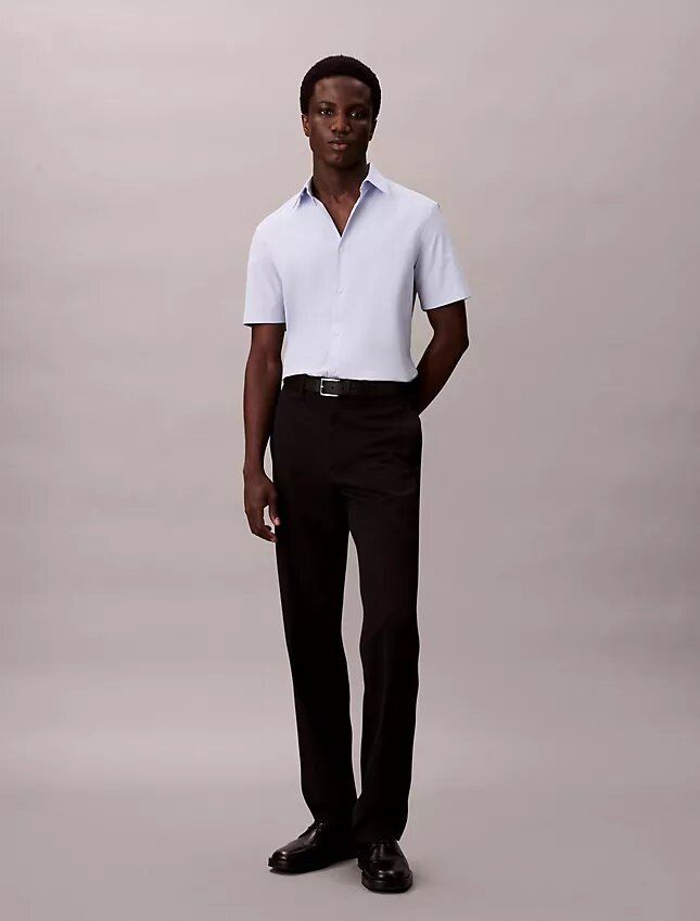 Camisa ajustada de Cotton Stretch con botones Camisa ajustada de Cotton Stretch con botones