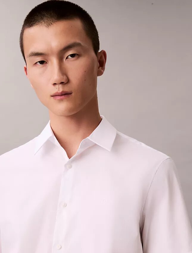 Camisa ajustada de Cotton Stretch con botones Camisa ajustada de Cotton Stretch con botones