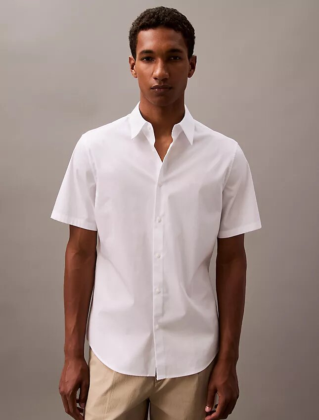 Camisa ajustada de Cotton Stretch con botones Camisa ajustada de Cotton Stretch con botones