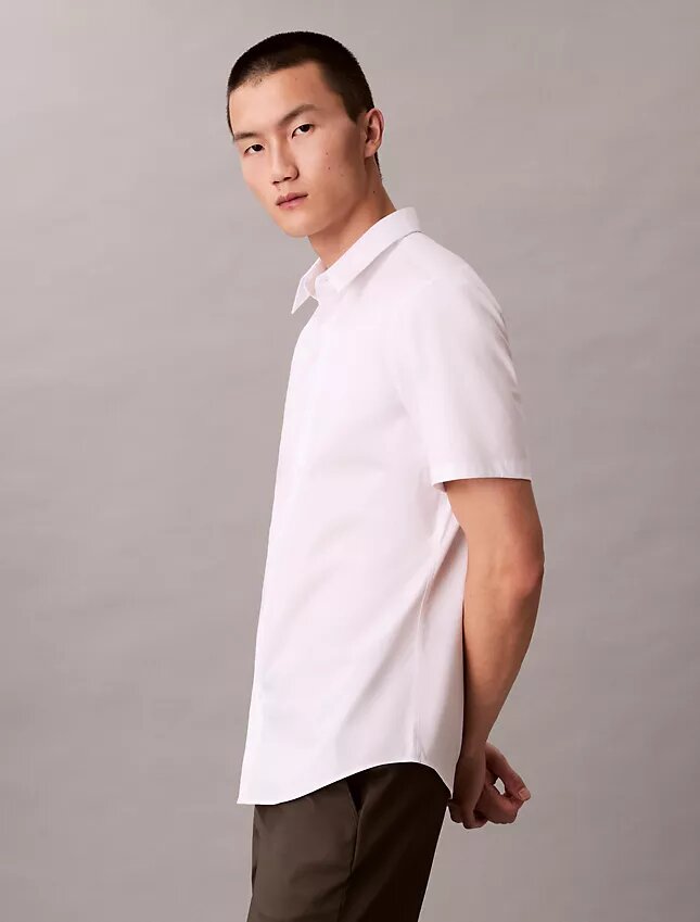 Camisa ajustada de Cotton Stretch con botones Camisa ajustada de Cotton Stretch con botones