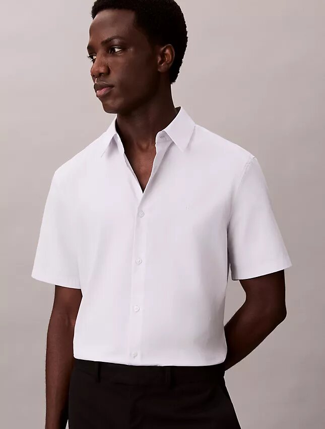 Camisa ajustada de Cotton Stretch con botones Camisa ajustada de Cotton Stretch con botones