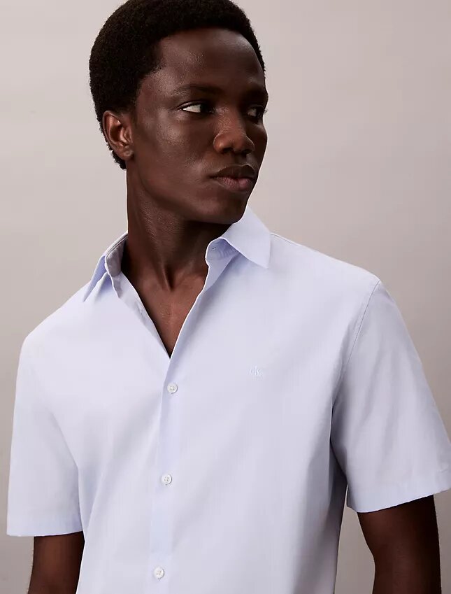 Camisa ajustada de Cotton Stretch con botones Camisa ajustada de Cotton Stretch con botones
