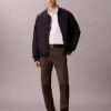 Camisa ajustada de Cotton Stretch con botones Camisa ajustada de Cotton Stretch con botones
