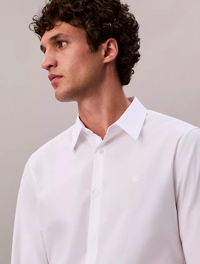 Camisa ajustada de popelín de algodón Cotton Stretch con botones Camisa ajustada de popelín de algodón Cotton Stretch con botones