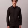 Camisa ajustada elástica con botones Camisa ajustada elástica con botones