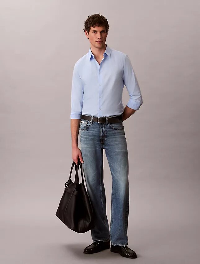 Camisa ajustada elástica con botones Camisa ajustada elástica con botones
