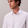 Camisa ajustada elástica con botones Camisa ajustada elástica con botones