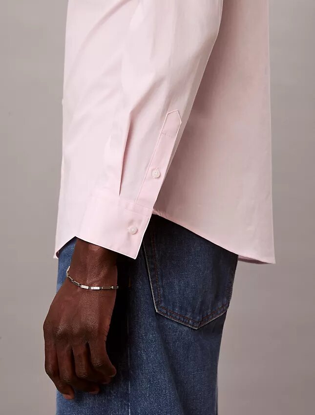 Camisa ajustada elástica con botones Camisa ajustada elástica con botones
