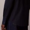 Camisa ajustada elástica con botones Camisa ajustada elástica con botones