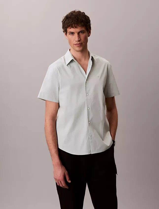 Camisa clásica con botones de Cotton Stretch Camisa clásica con botones de Cotton Stretch