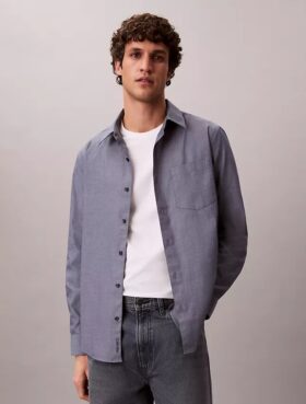 Camisa clásica de popelín lavado con botones Camisa clásica de popelín lavado con botones