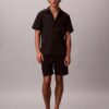 Camisa clásica de seersucker liso con botones