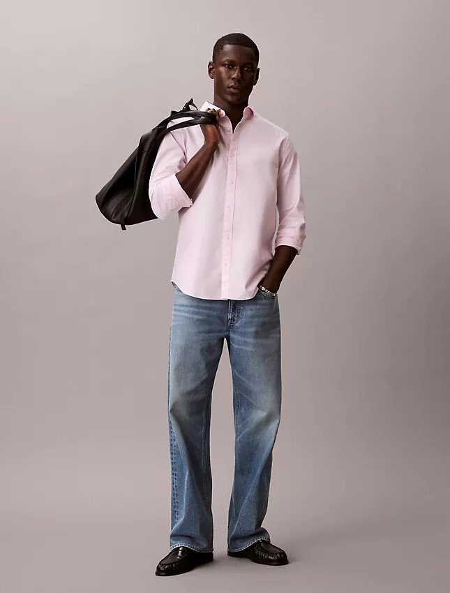 Camisa clásica lisa Oxford con botones Camisa clásica lisa Oxford con botones