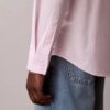 Camisa clásica lisa Oxford con botones Camisa clásica lisa Oxford con botones