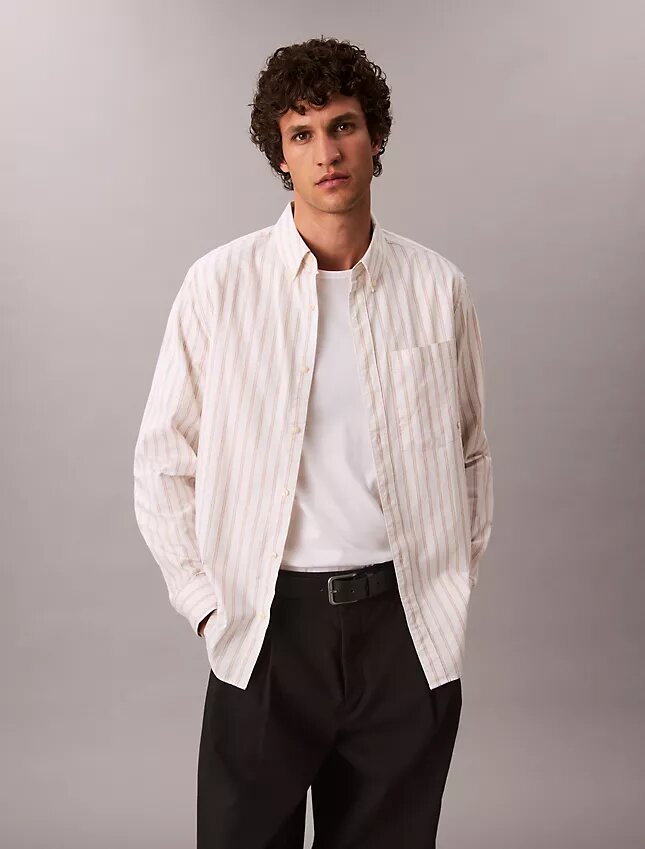 Camisa clásica Oxford a rayas con botones Camisa clásica Oxford a rayas con botones