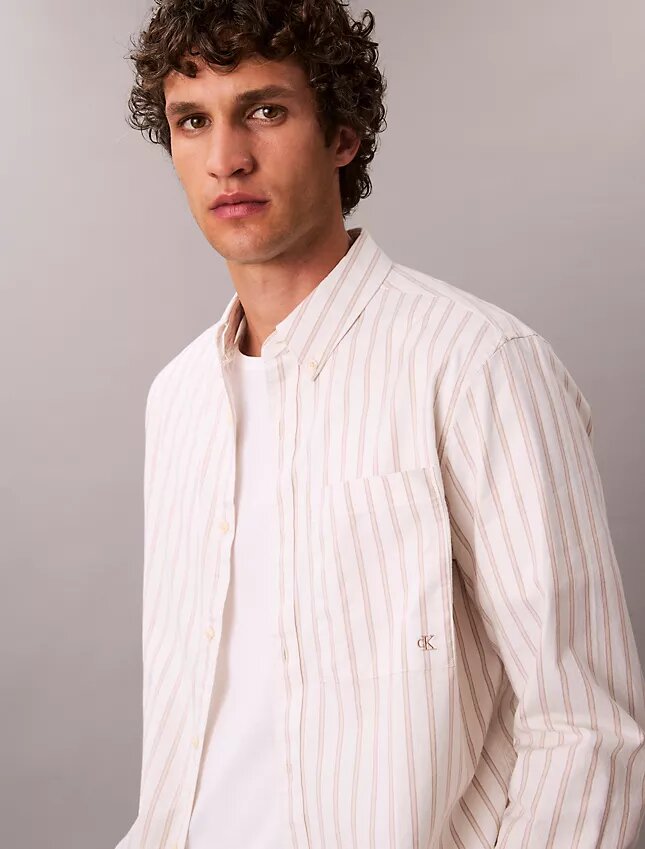 Camisa clásica Oxford a rayas con botones Camisa clásica Oxford a rayas con botones