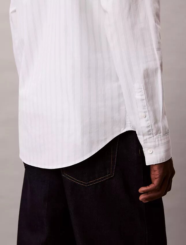 Camisa clásica Oxford a rayas con botones Camisa clásica Oxford a rayas con botones