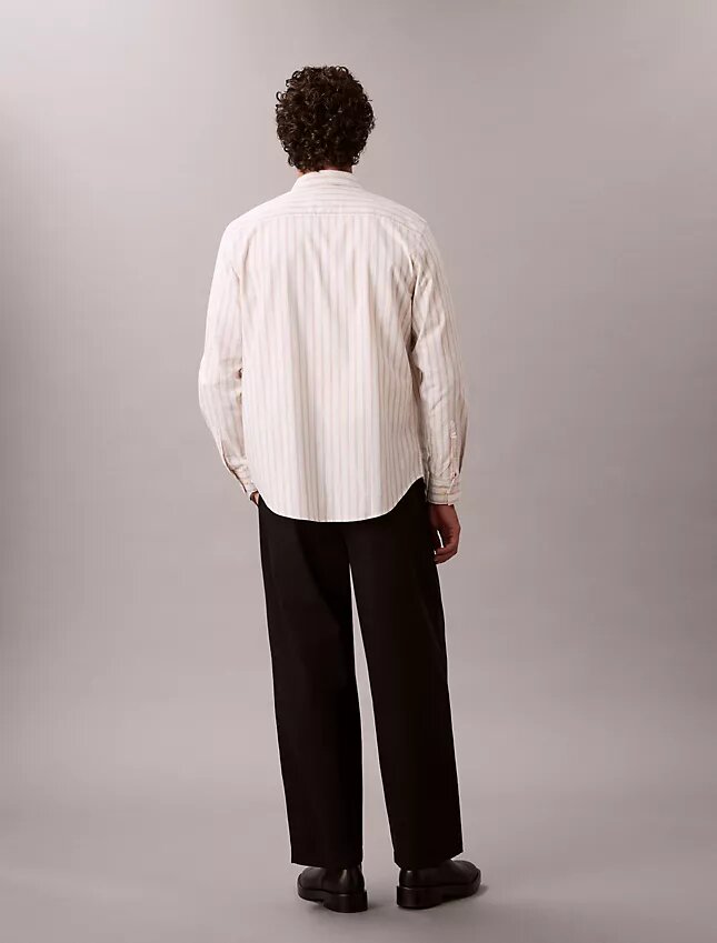 Camisa clásica Oxford a rayas con botones Camisa clásica Oxford a rayas con botones