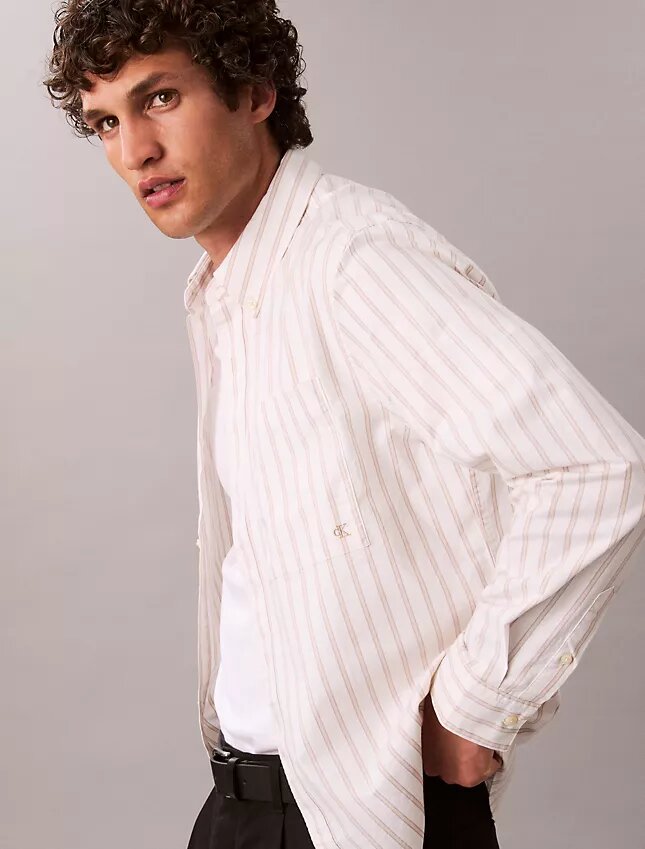 Camisa clásica Oxford a rayas con botones Camisa clásica Oxford a rayas con botones