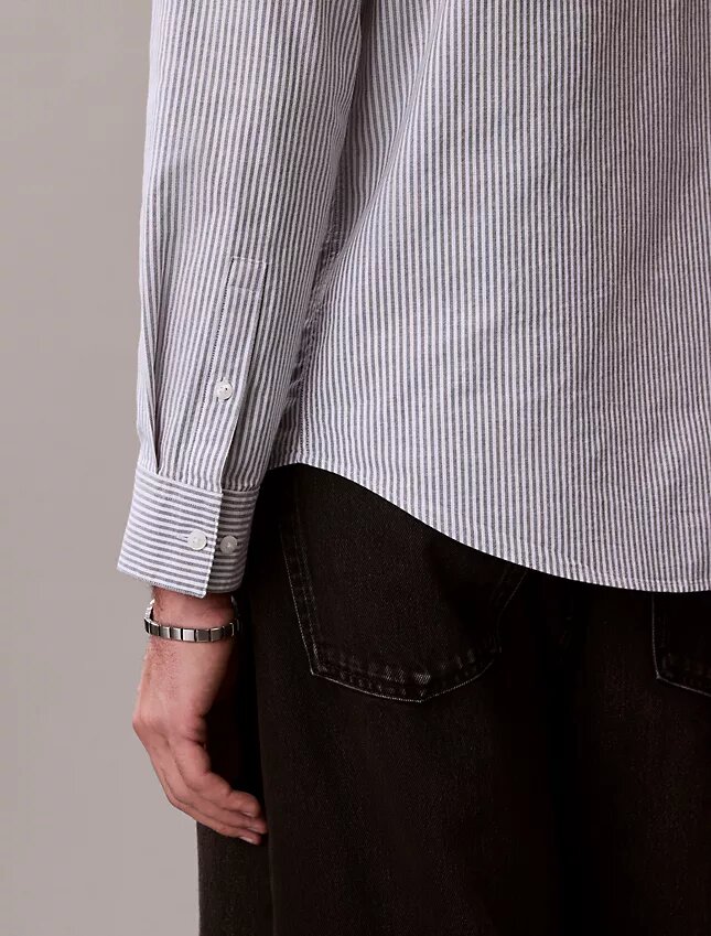 Camisa clásica Oxford de algodón elástico a rayas con botones Camisa clásica Oxford de algodón elástico a rayas con botones