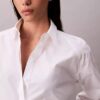 Camisa corta de corte cuadrado con botones Camisa corta de corte cuadrado con botones