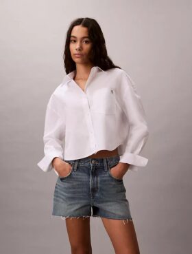 Camisa corta de popelín de algodón con corte cuadrado y botones