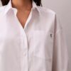 Camisa corta de popelín de algodón con corte cuadrado y botones Camisa corta de popelín de algodón con corte cuadrado y botones