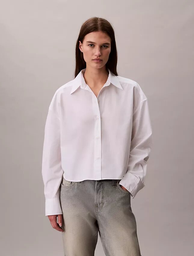 Camisa corta holgada de popelín con botones Camisa corta holgada de popelín con botones