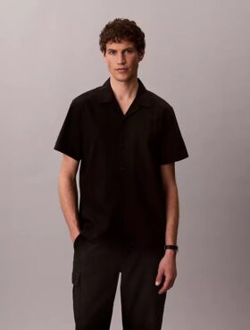 Camisa de lino y algodón de manga corta con botones