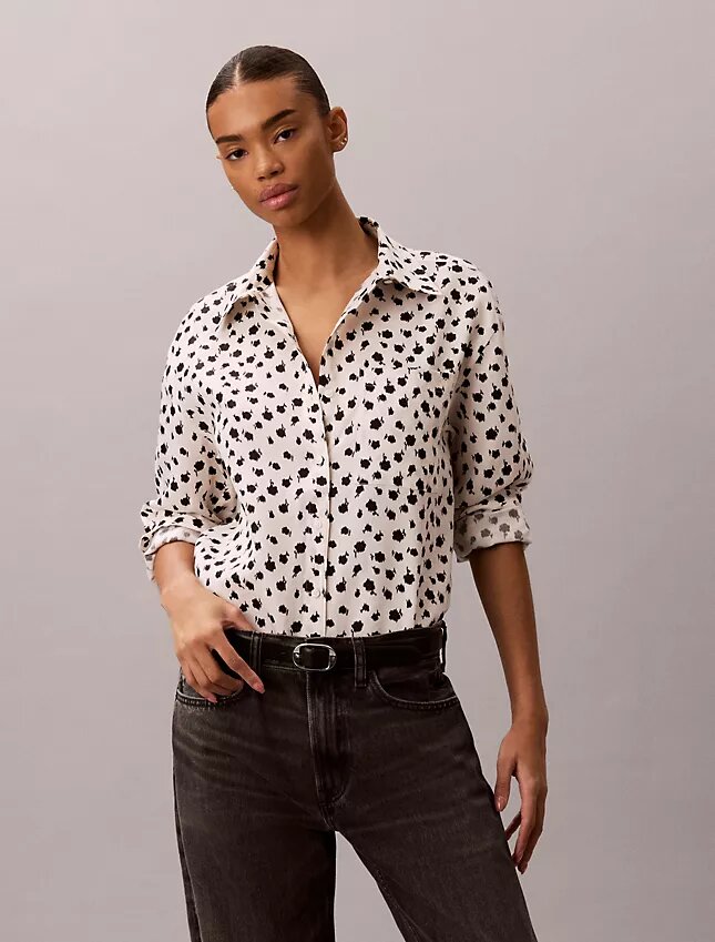 Camisa de lyocell con solapa enrollada y botones Camisa de lyocell con solapa enrollada y botones