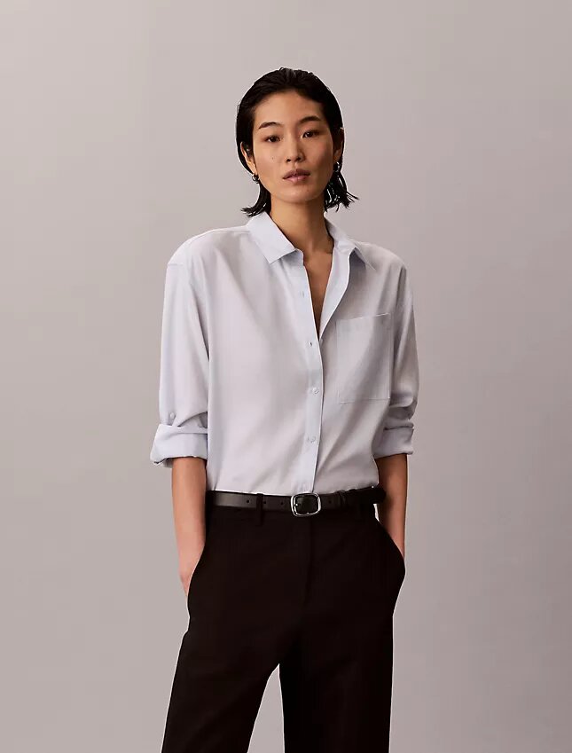 Camisa de lyocell con solapa enrollada y botones Camisa de lyocell con solapa enrollada y botones