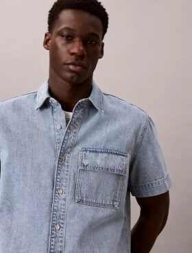 Camisa de mezclilla utilitaria con botones