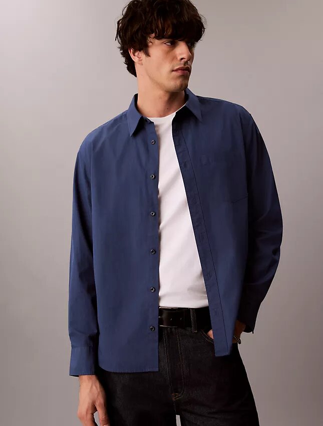 Camisa de popelín lavado con botones y corte holgado Camisa de popelín lavado con botones y corte holgado