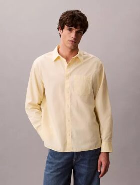 Camisa de popelín lavado con botones y corte holgado