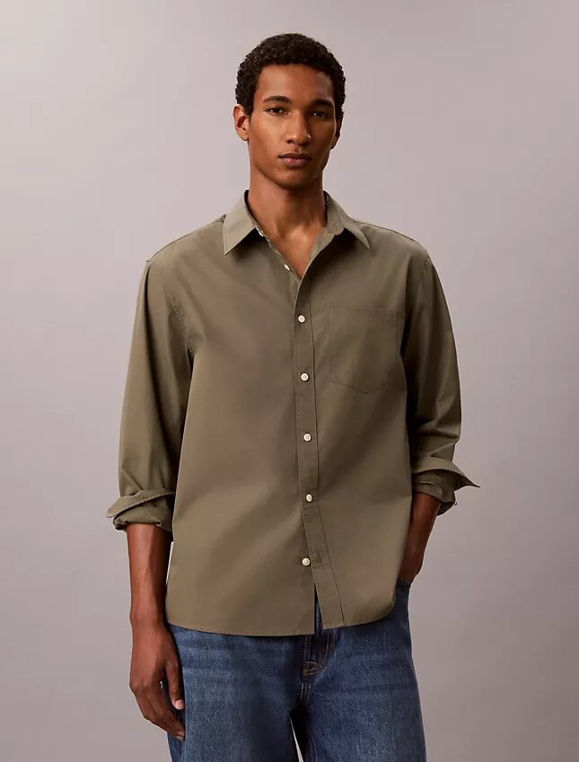 Camisa de popelín lavado con botones y corte holgado Camisa de popelín lavado con botones y corte holgado